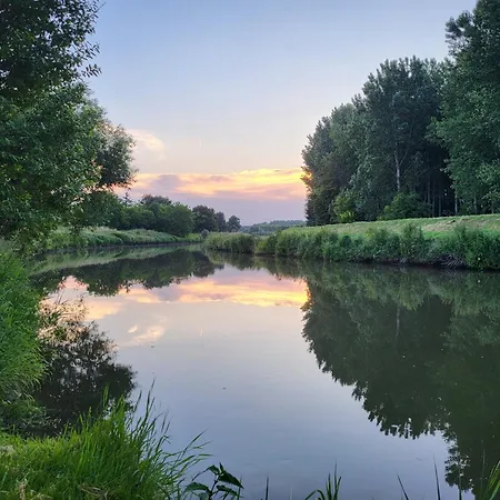 Ve Dvorku * Uhercice (Breclav)